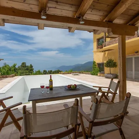 Daphne Private Pool & Amazing View