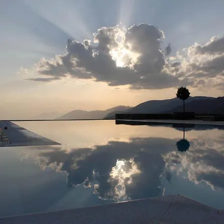 Daphne Private Pool & Amazing View